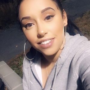 Meet your Posher, Britney